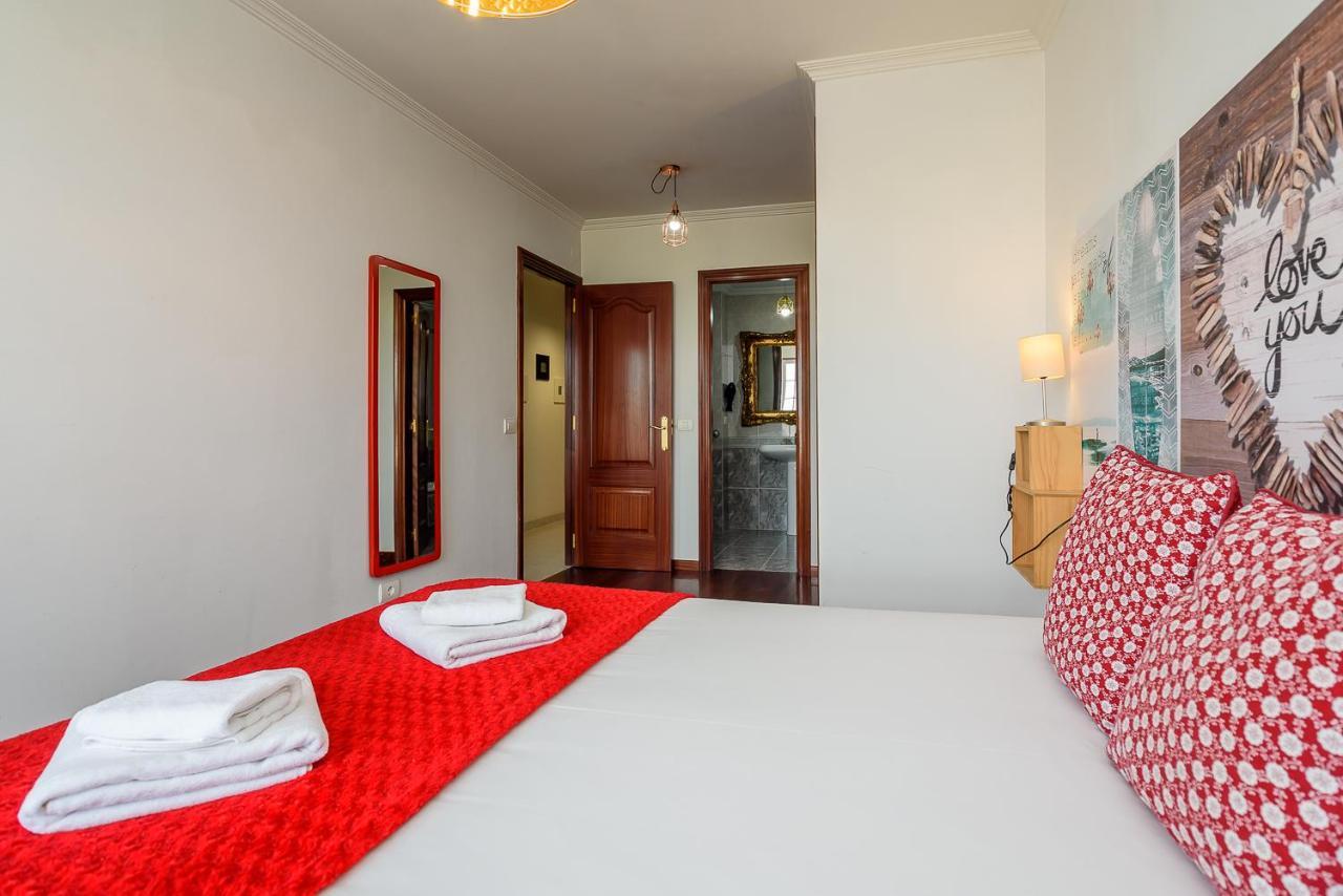 O Faro Apartments Ribadeo Exterior photo